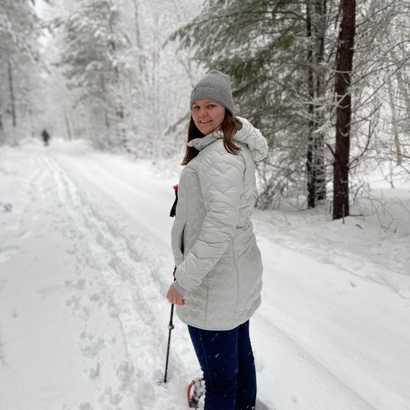 Meet your Posher, Allie - Picture 2 of 4